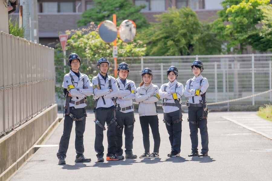 imageUrl