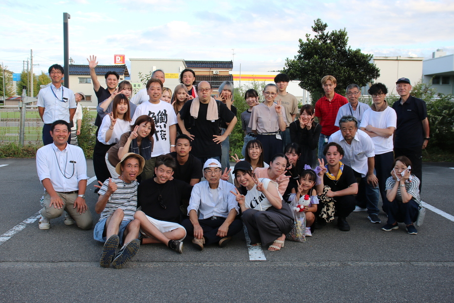 imageUrl