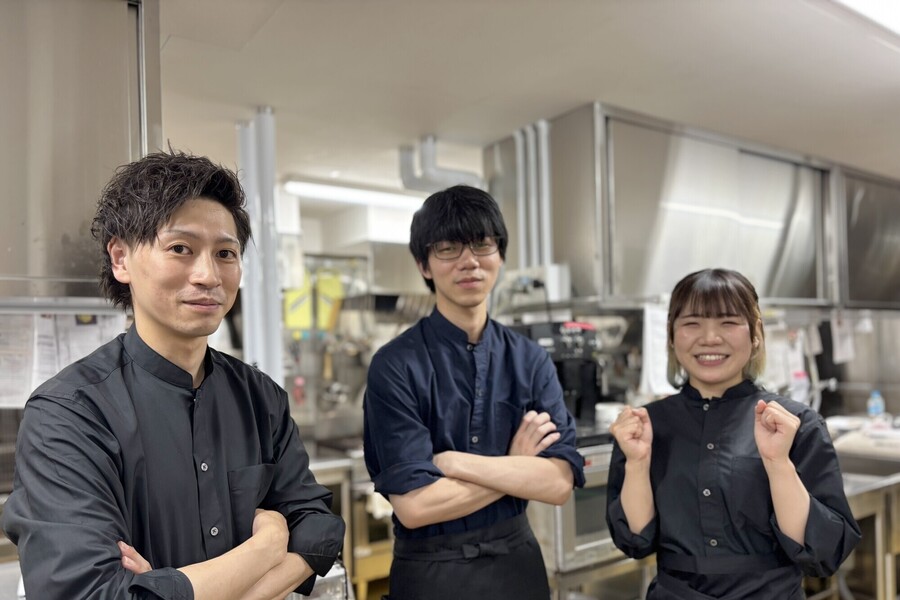 imageUrl