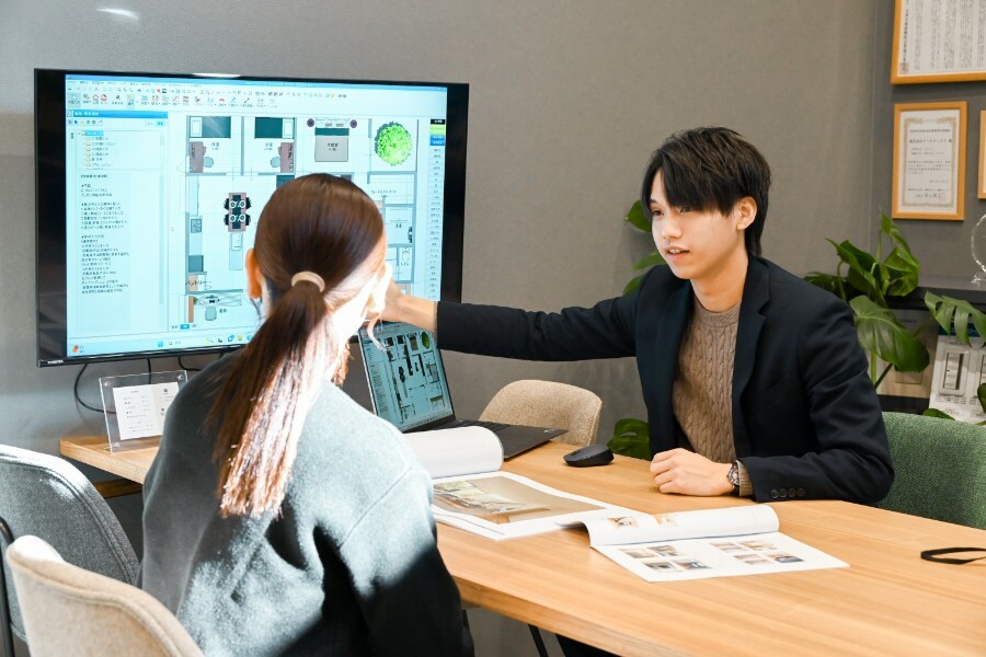 imageUrl