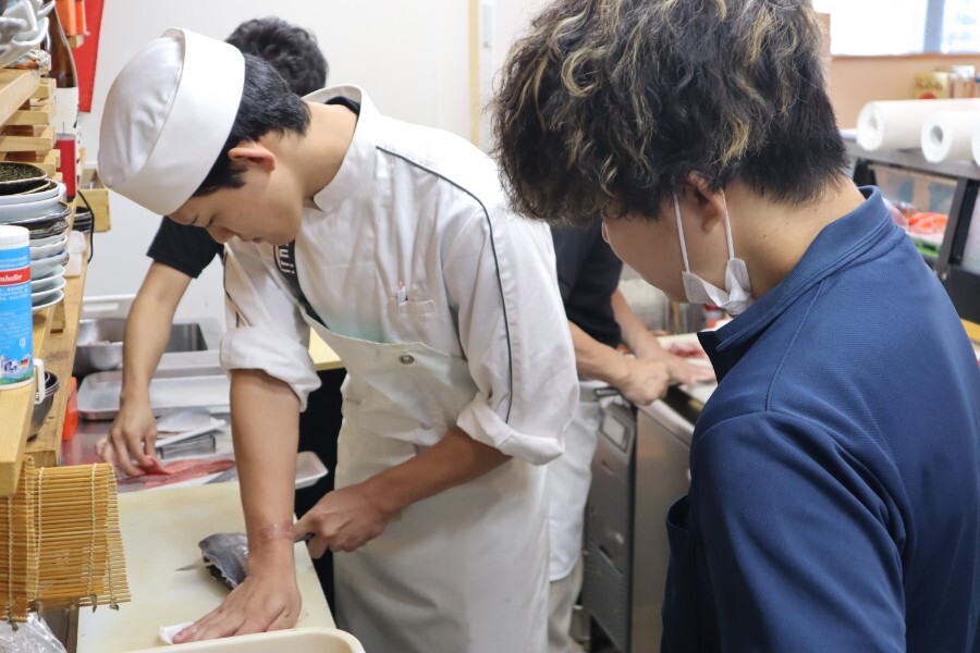 imageUrl