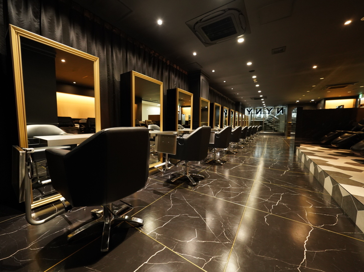 事業所 阪急西宮北口店