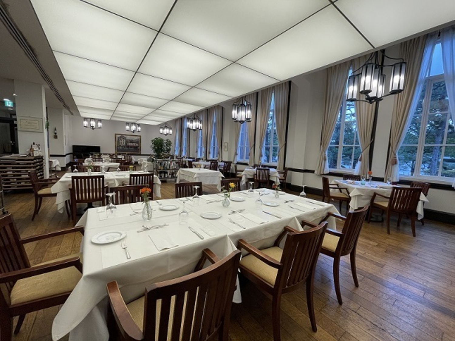 事業所 レストラン　ラ トゥール