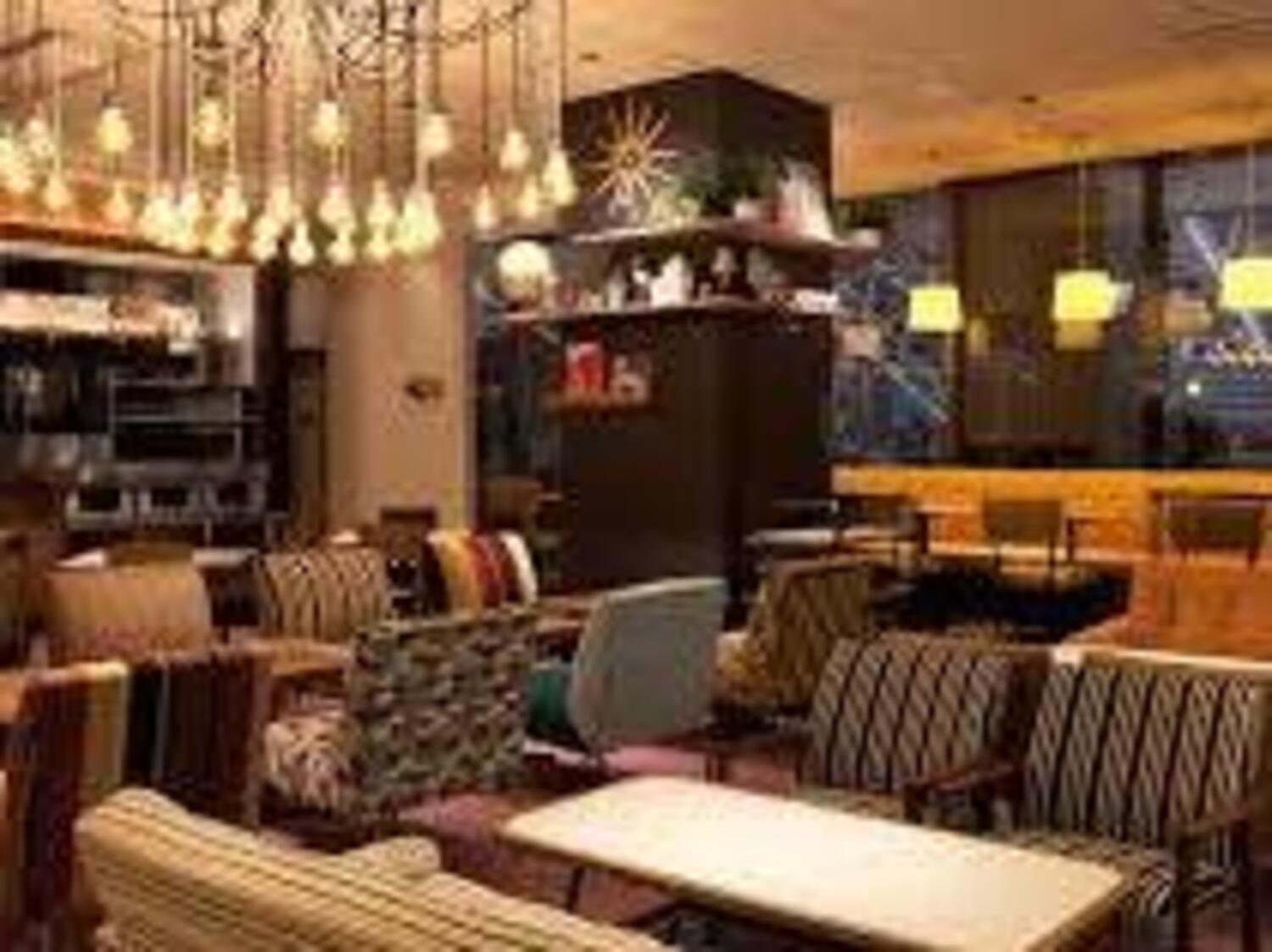 事業所 WIRED CAFE ルクア大阪店