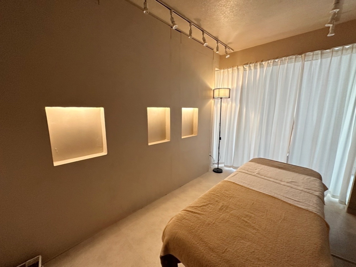 事業所 物理と化学のエステティックサロン『idiom by ORCHID 広尾』