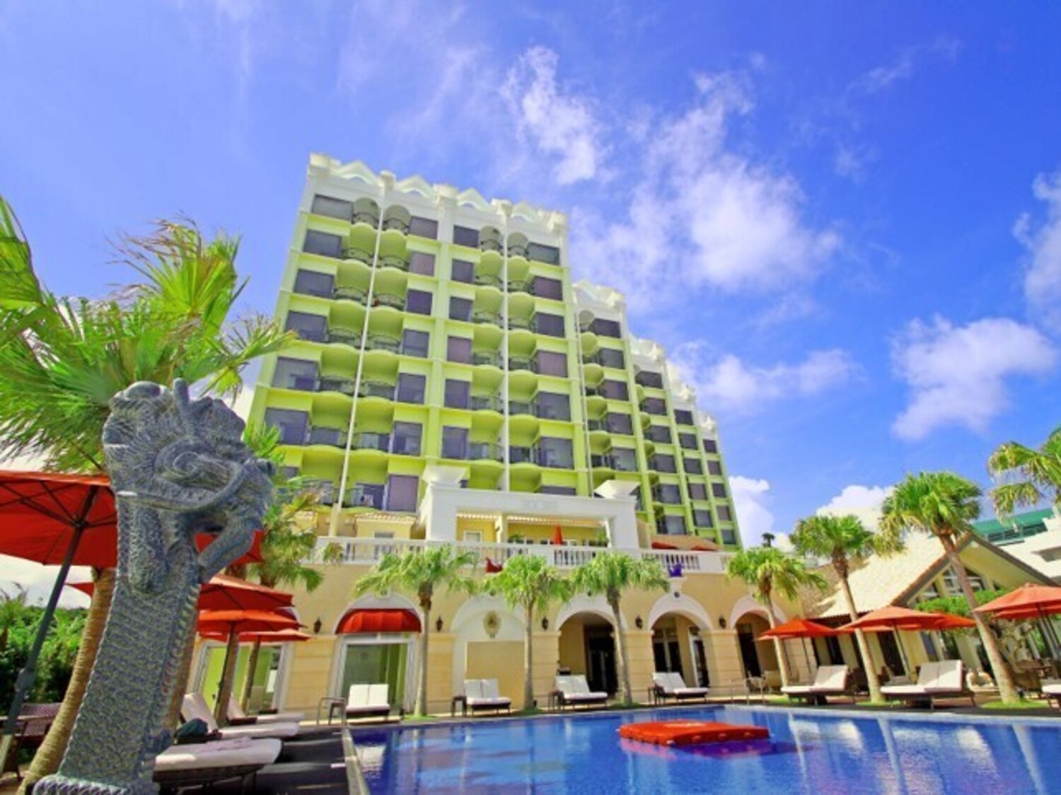 事業所 沖縄かりゆしリゾートEXES恩納