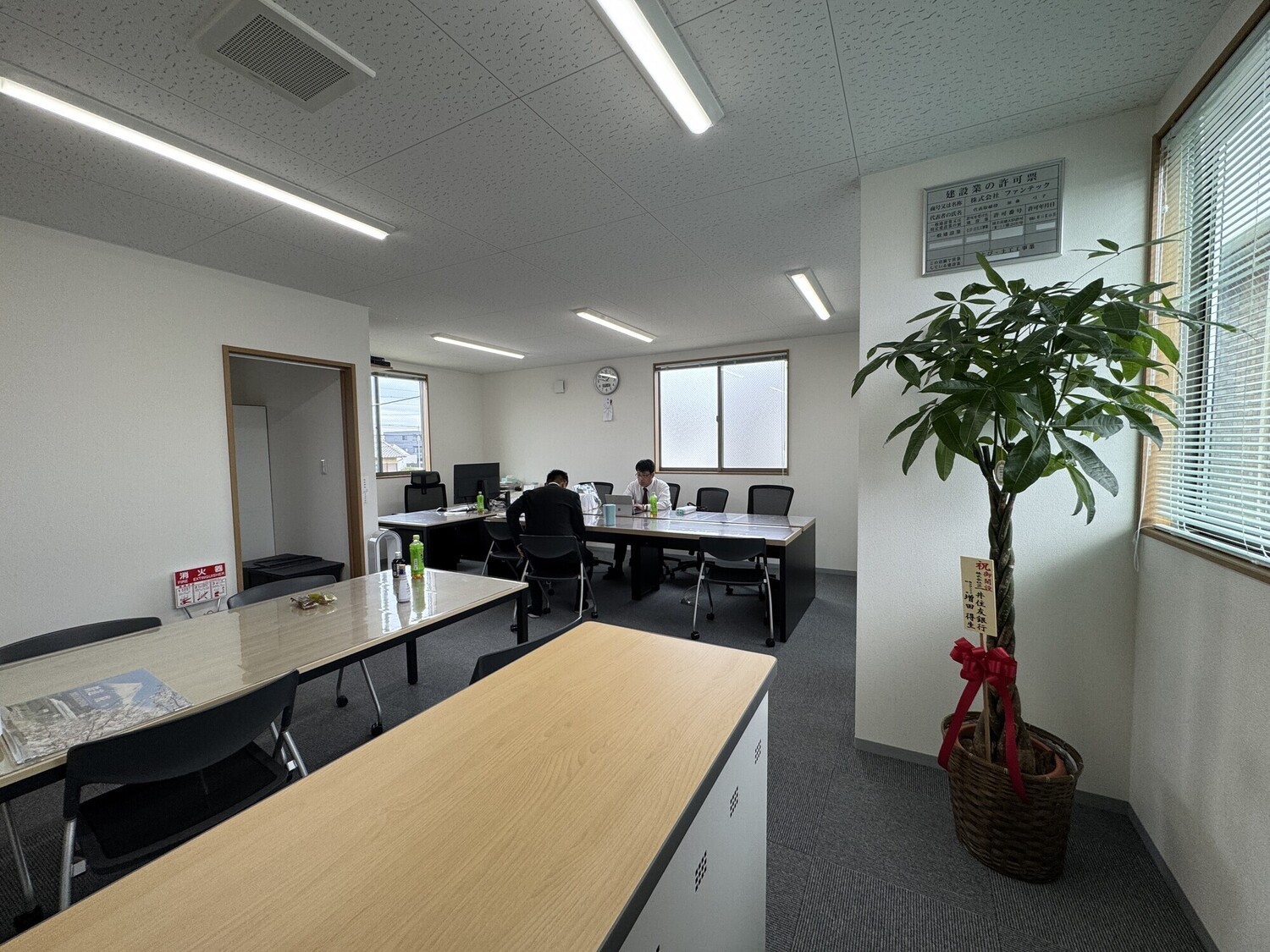 オフィス画像