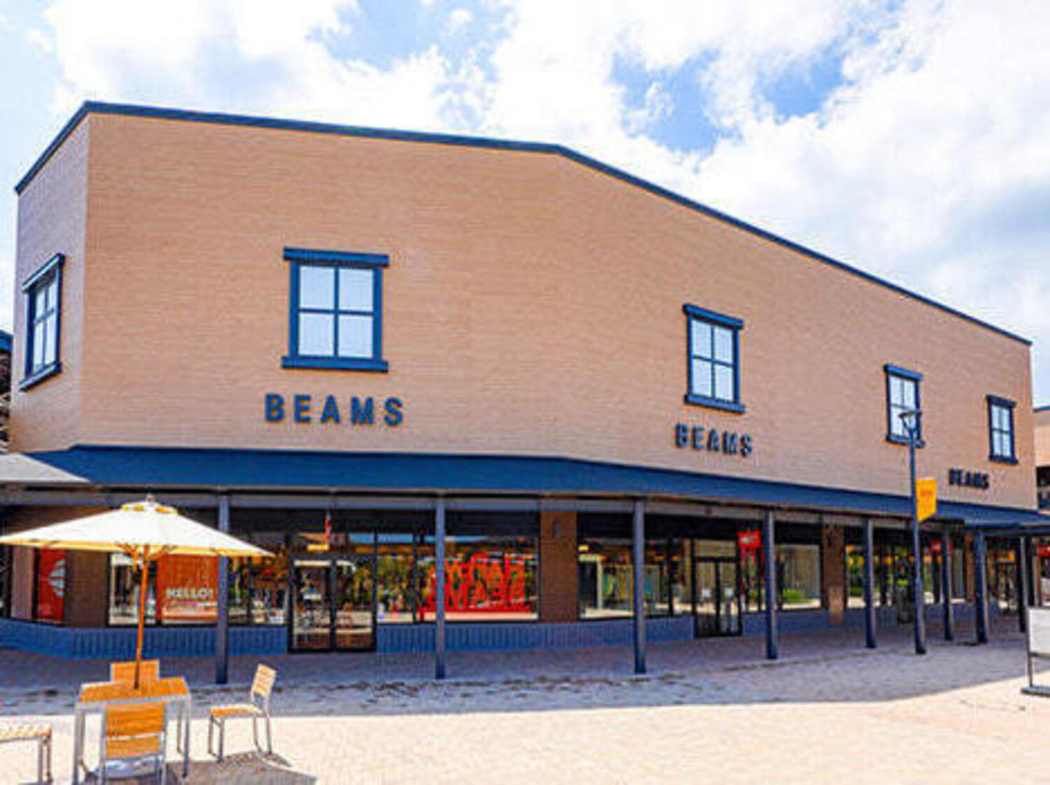 事業所 BEAMS OUTLET 御殿場