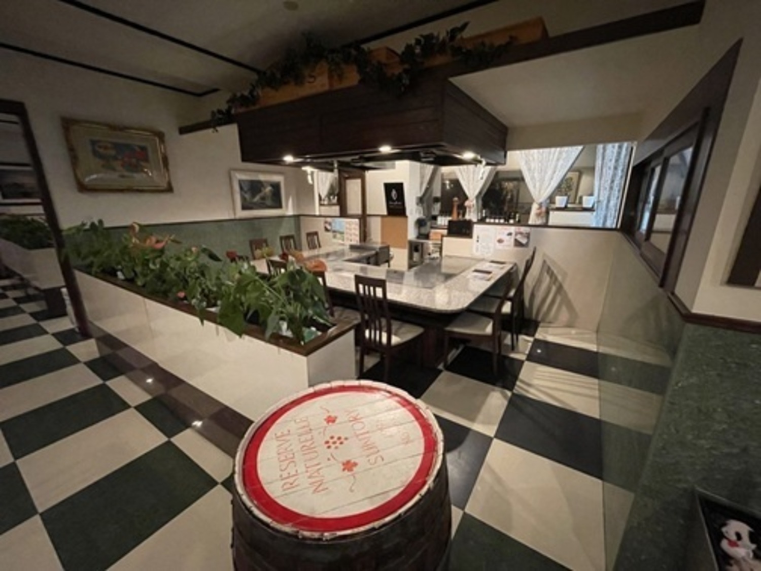 事業所 元祖鉄板パフォーマンス　ステーキハウス　シャカJY熱田店