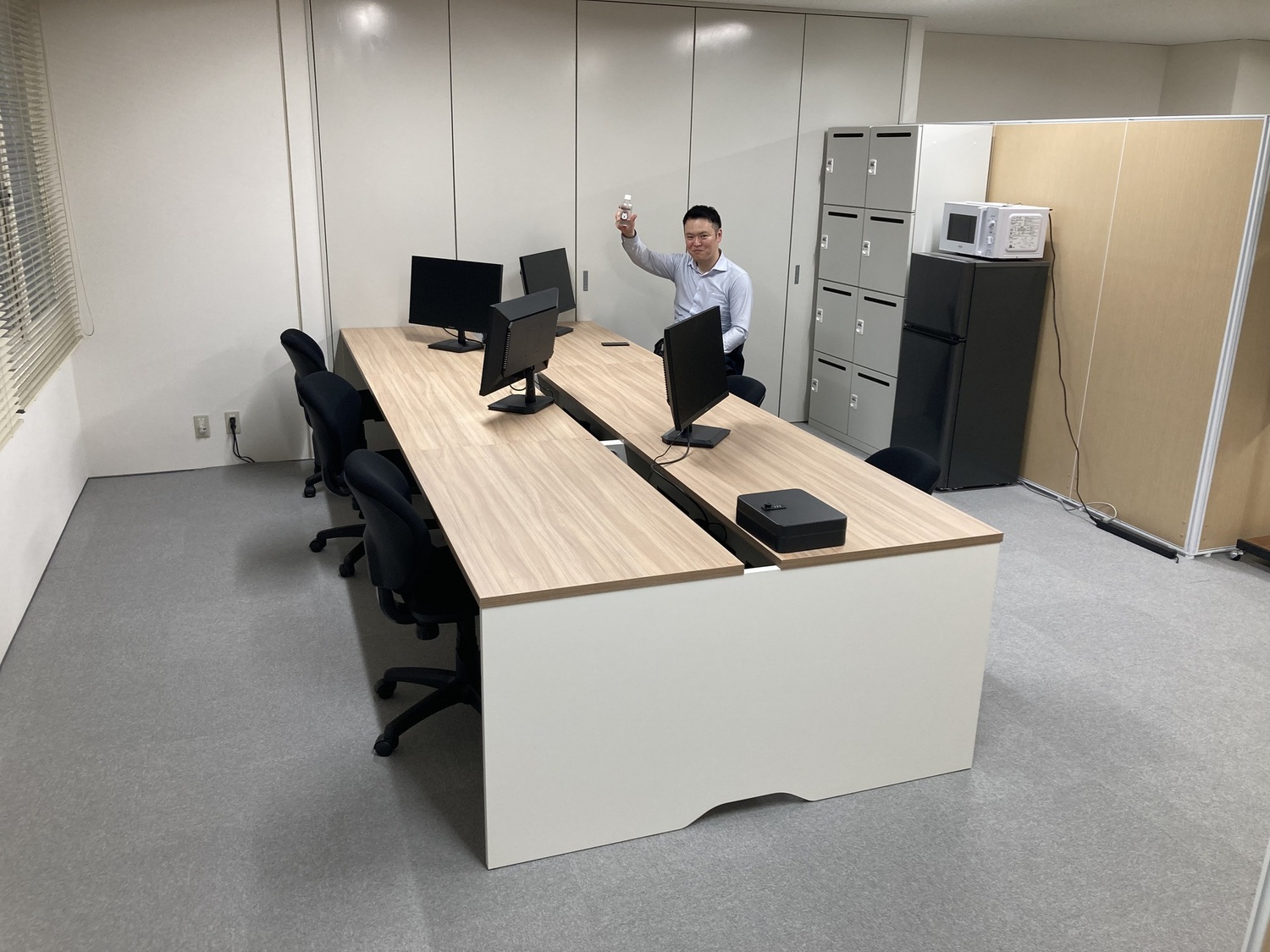 オフィス画像