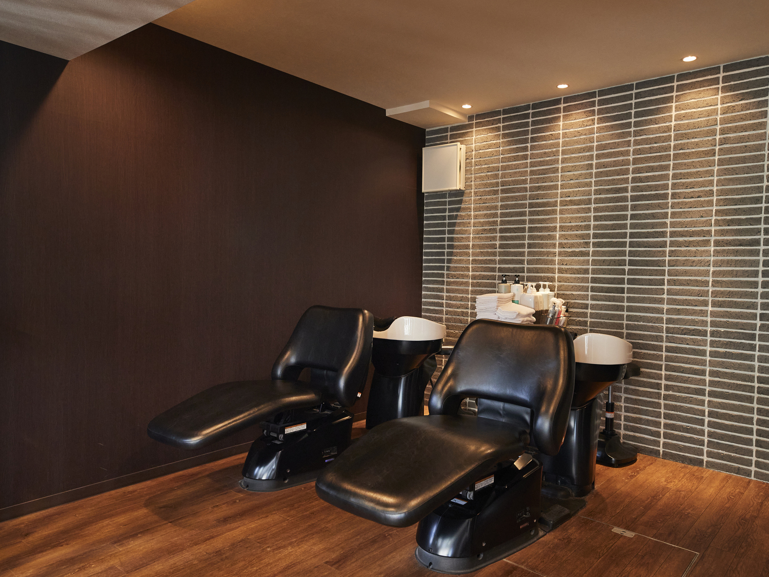 事業所 DISPATCH HAIR 今津店