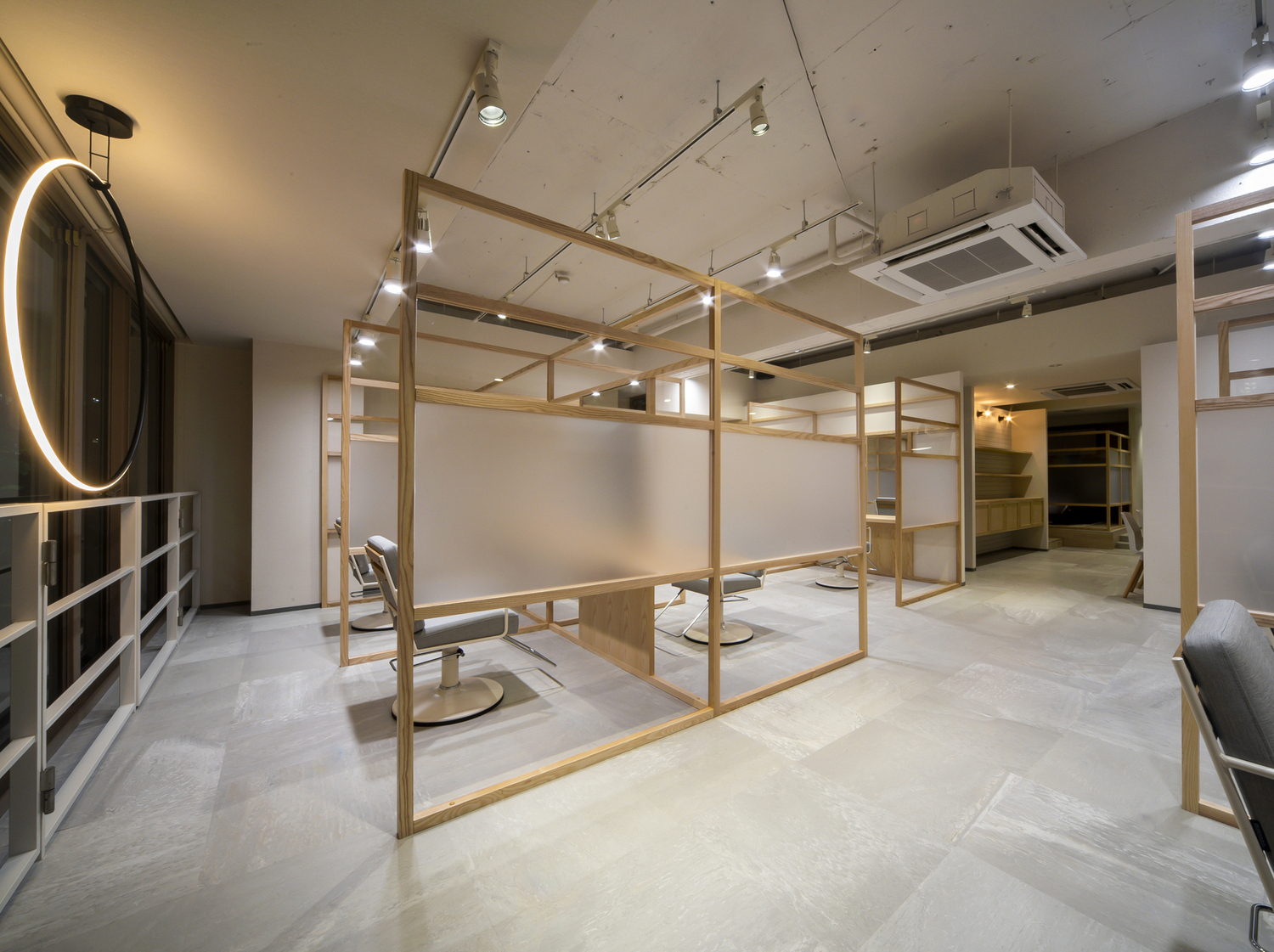 事業所 Spin hair （各店舗）