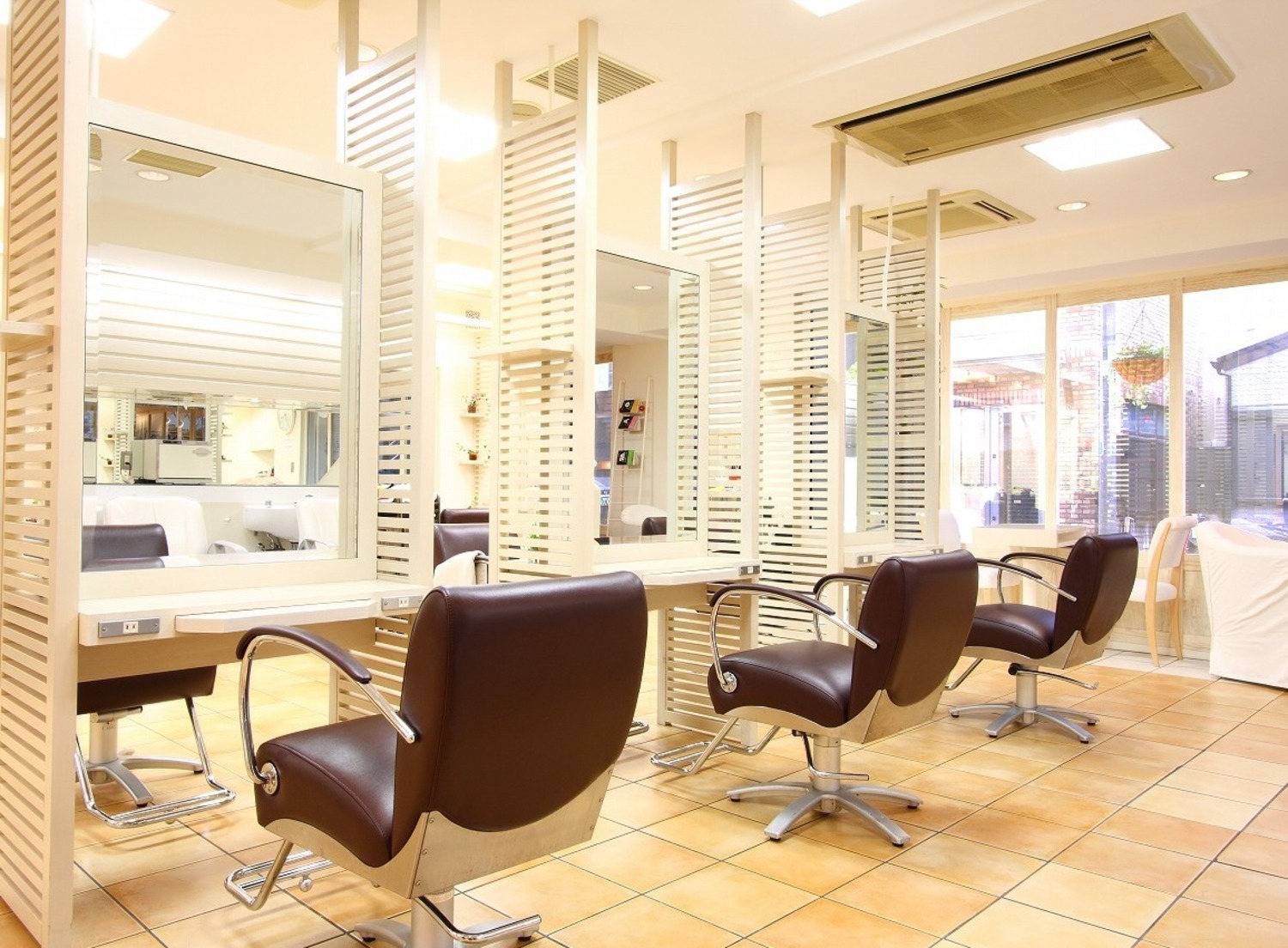 事業所 A・One表参道本店