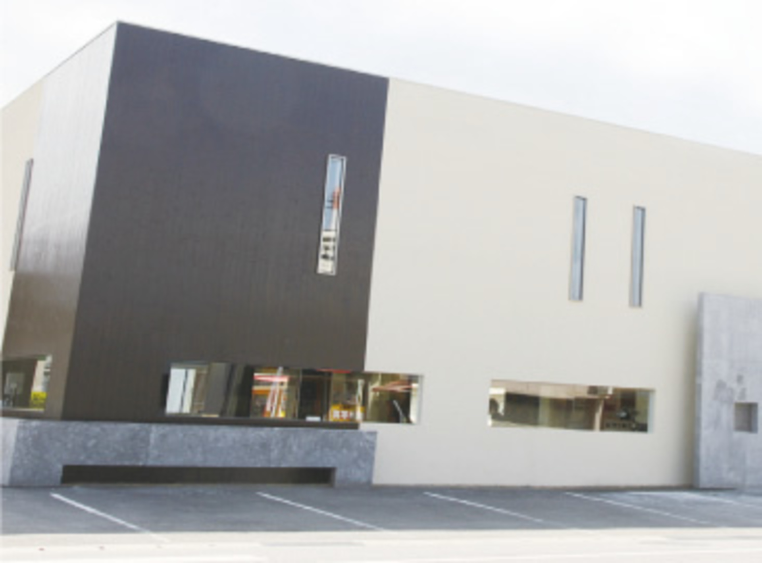 事業所 HAIR MAKE GRACE 本店