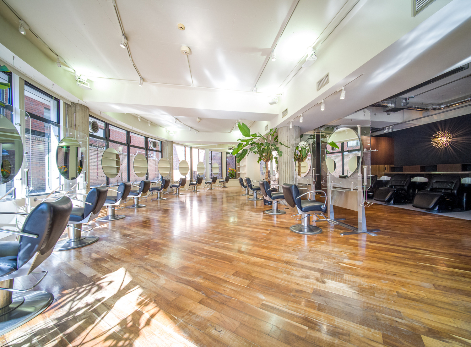 事業所 DaB DAIKANYAMA 　※勤務店舗の選択不可