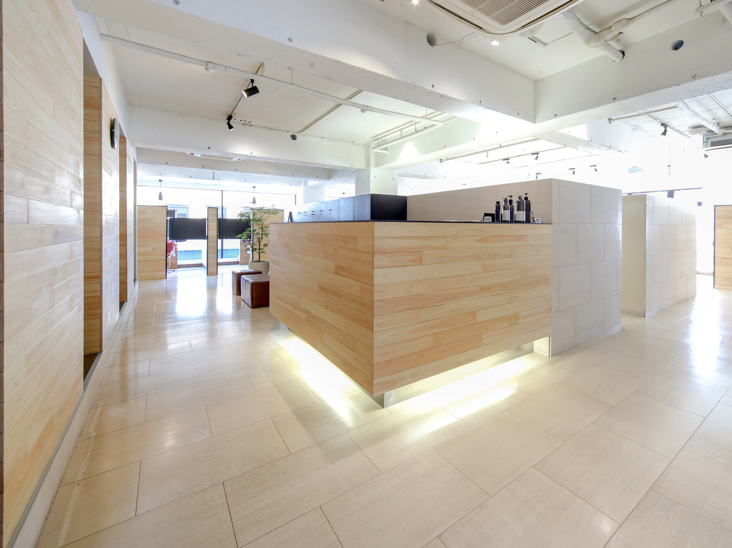 事業所 DEAR-LOGUE　下北沢店