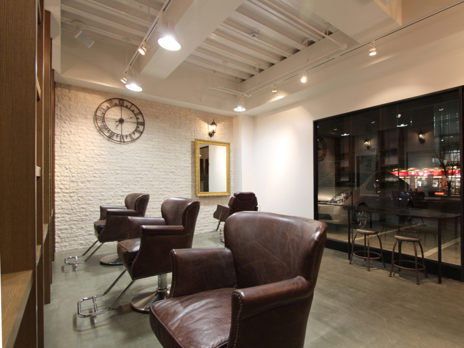 事業所 LINGKARAN Homme Hair