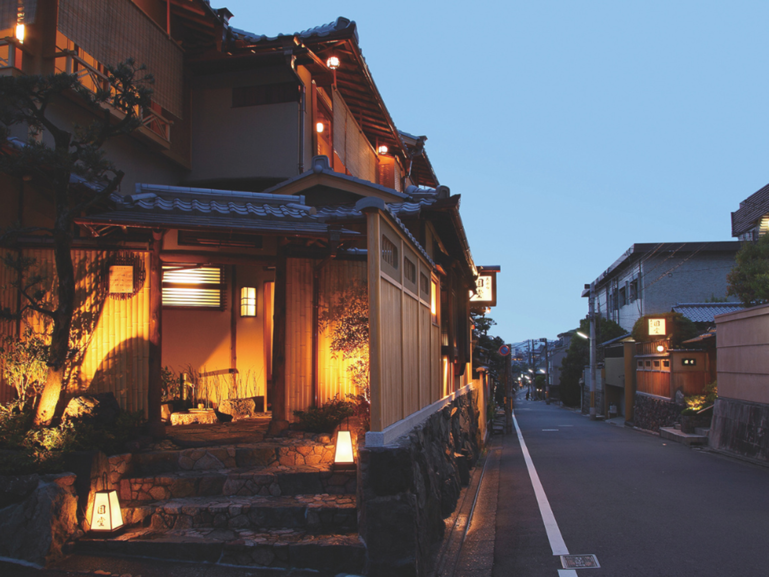 事業所 天ぷら八坂圓堂