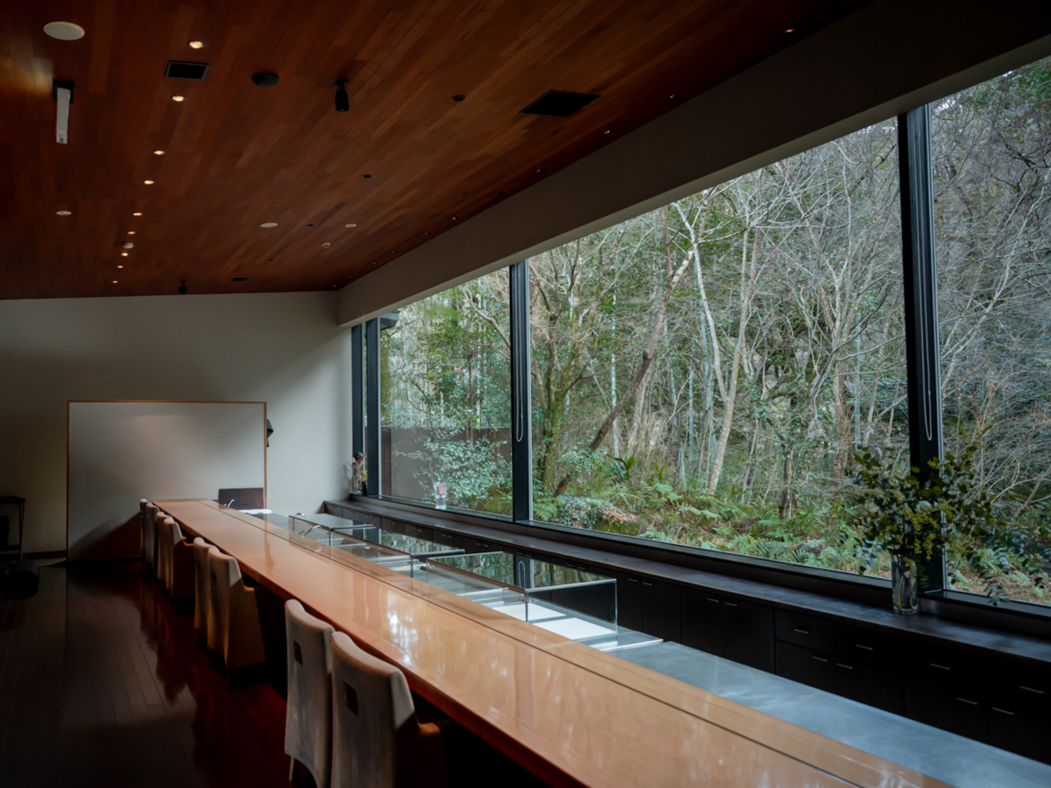 事業所 arcana izu