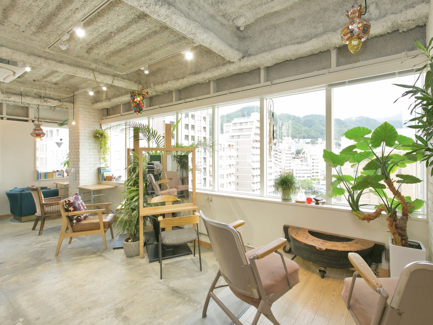 事業所 UNBIRTHDAY