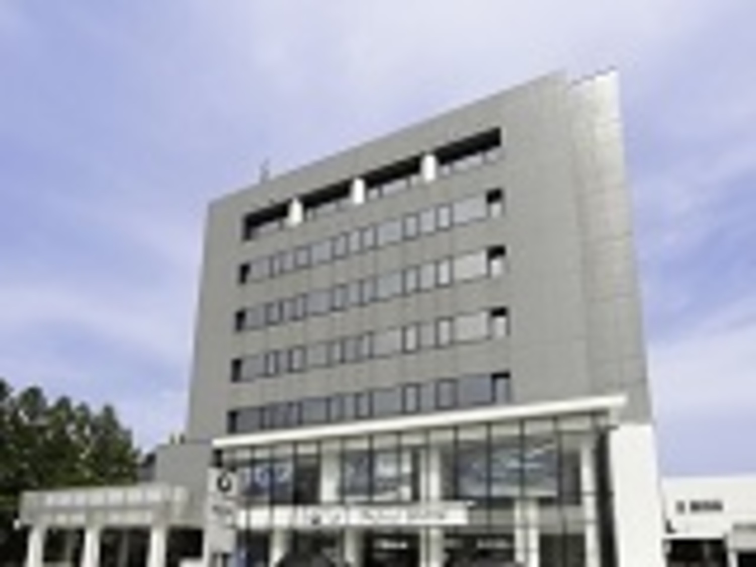 事業所 AOIグループ本社・Fukui BMW