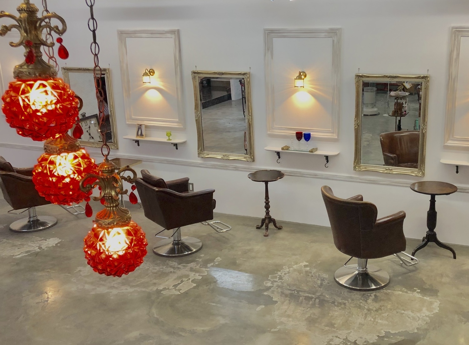 事業所 FULL A HEAD