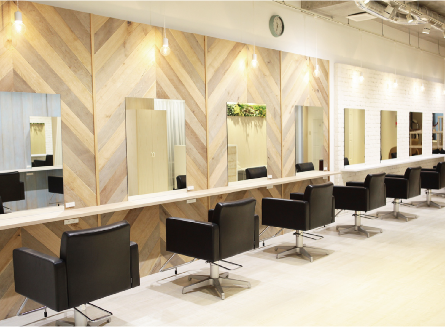 事業所 freera omotesando（フリーラオモテサンドウ）