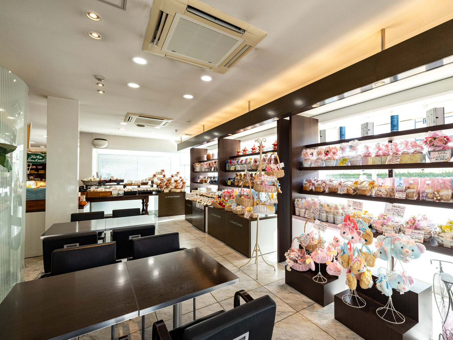 事業所 ル・グラン・シャリオ　