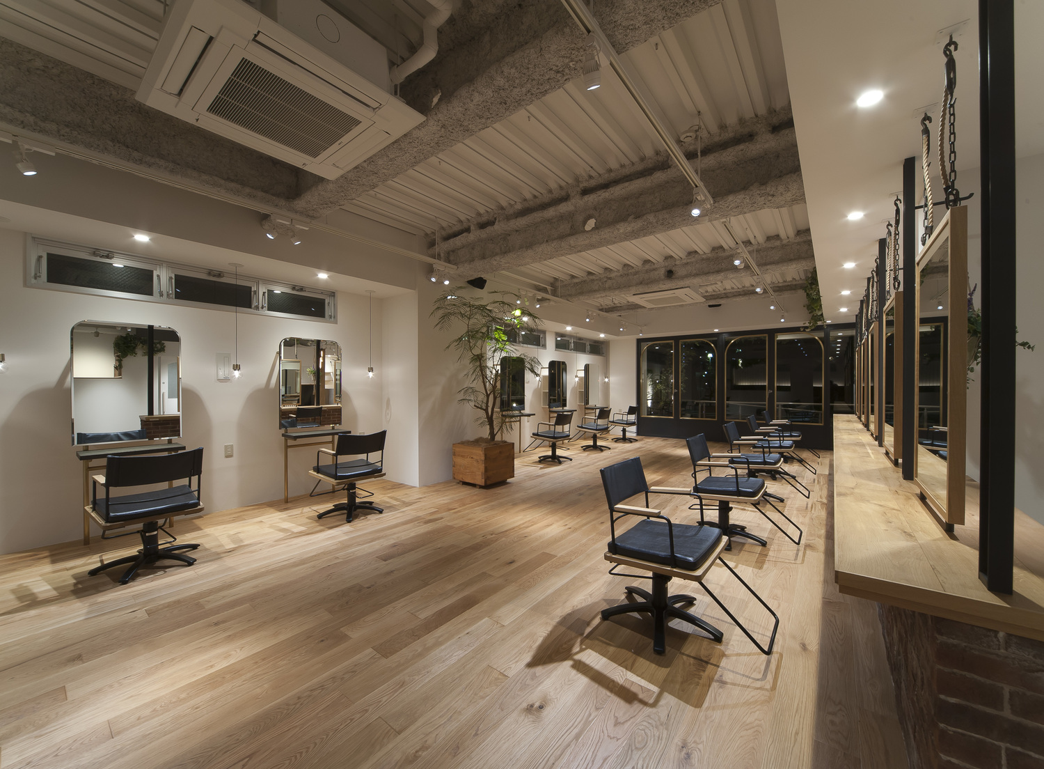 事業所 Pap's de coiffeur　甲南山手店