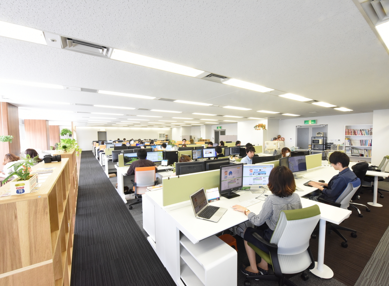 オフィス画像