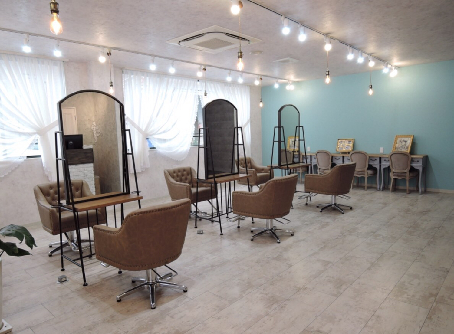 事業所 伏見桃山店 ※2018年8月30日移転&リニューアルOPENしました!