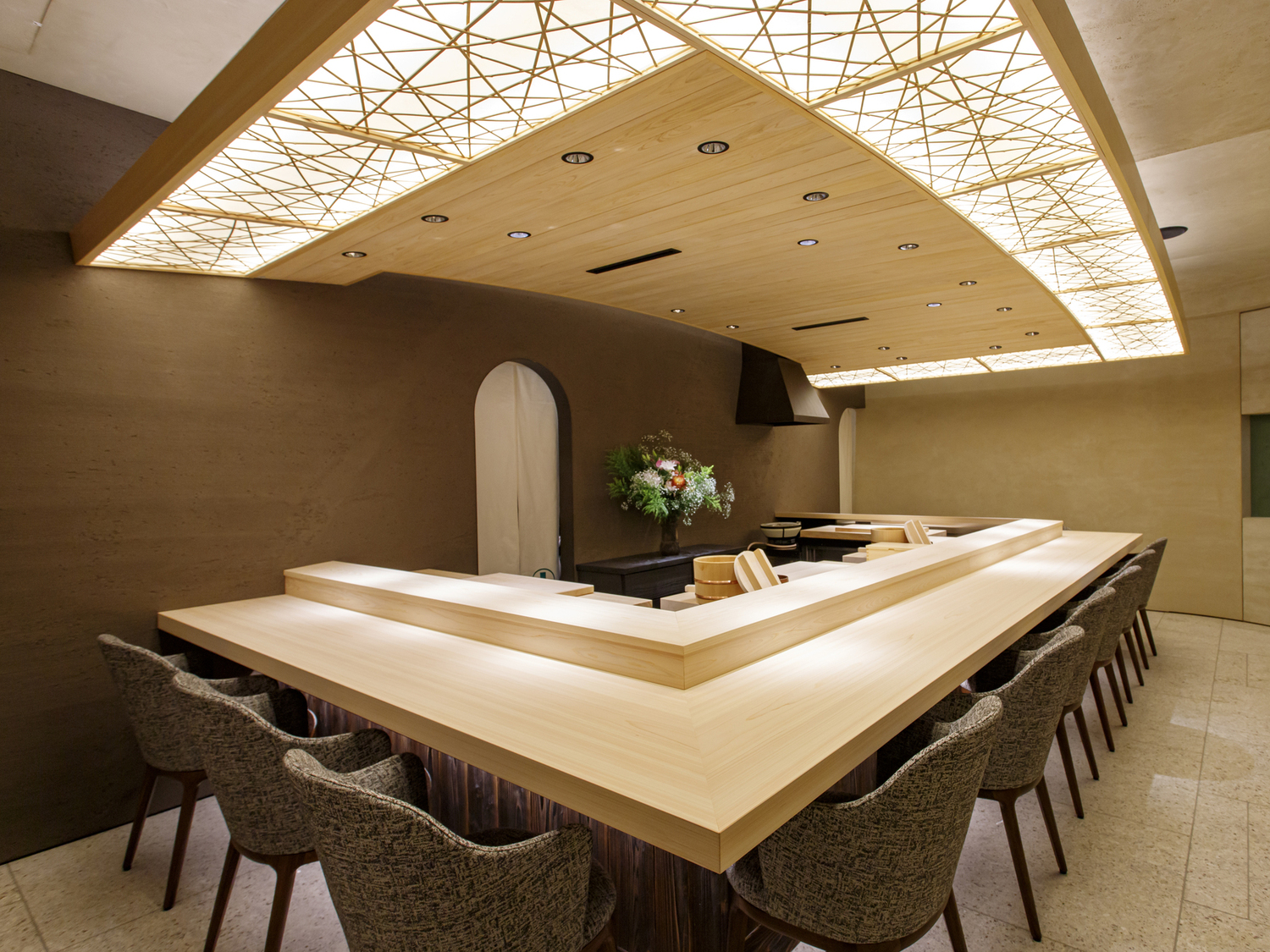 事業所 美登利 昌　成城店