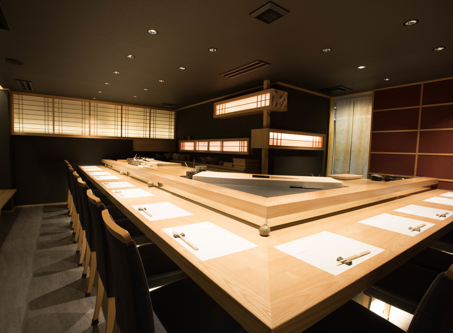 事業所 鮨　高橋謙太郎