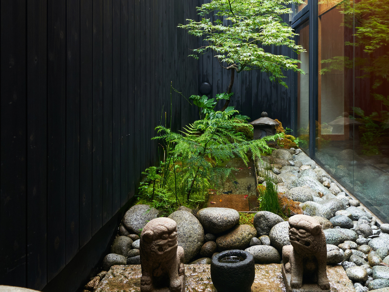 事業所 神楽坂石かわ