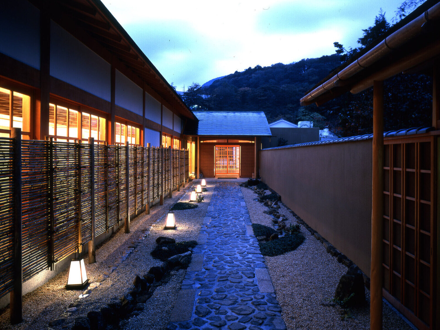 事業所 強羅花壇