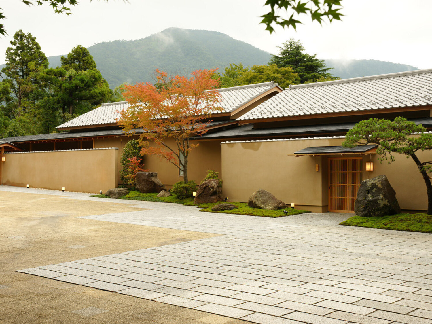 事業所 強羅花壇