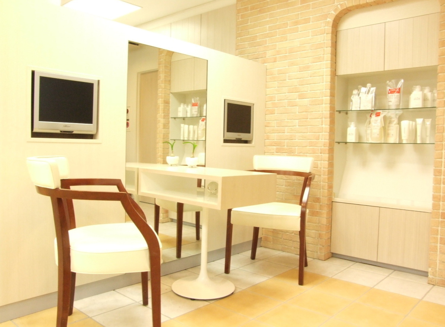 事業所 A・One青山店