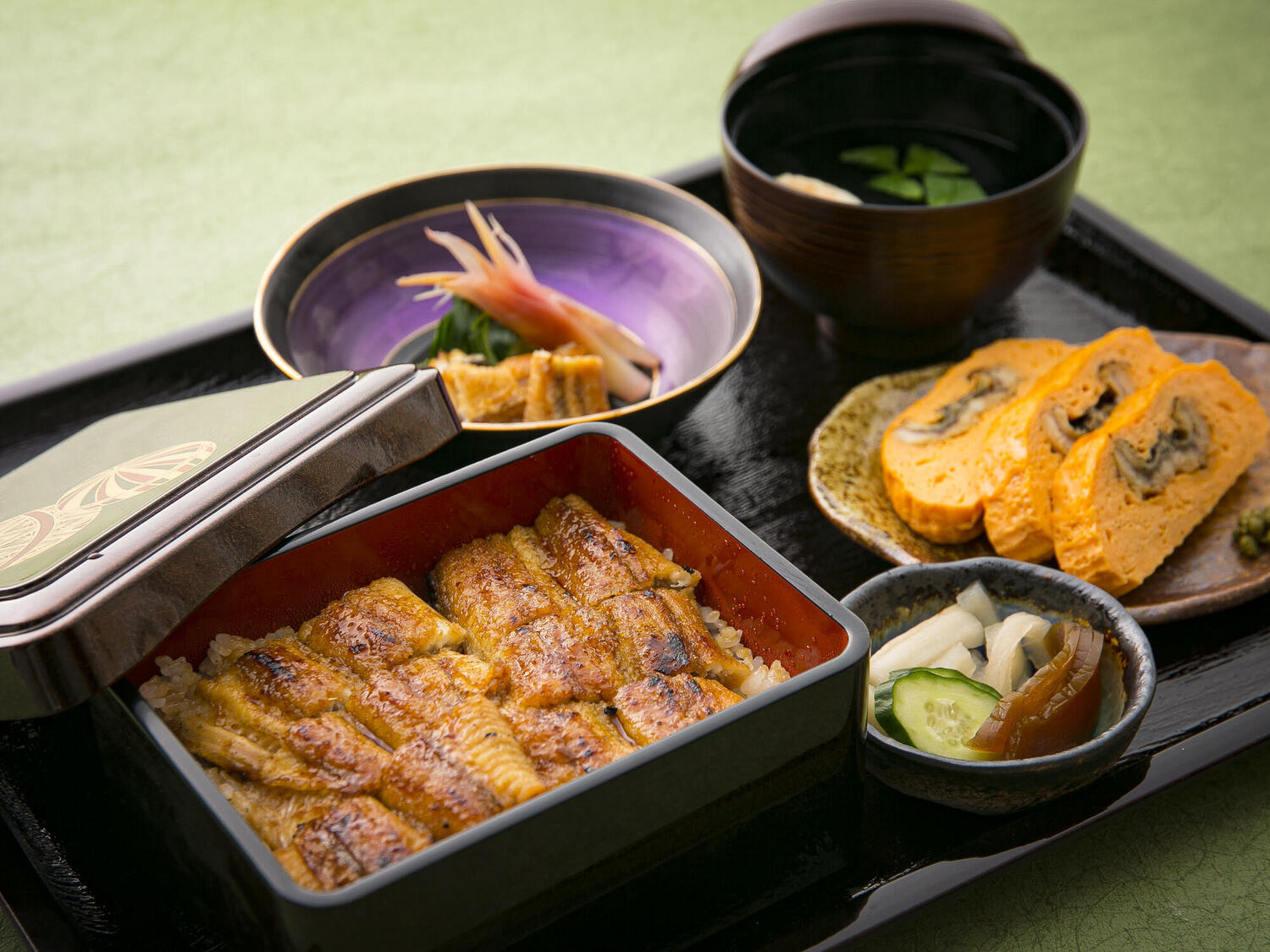 事業所 うなぎ処うな富　宝塚本店