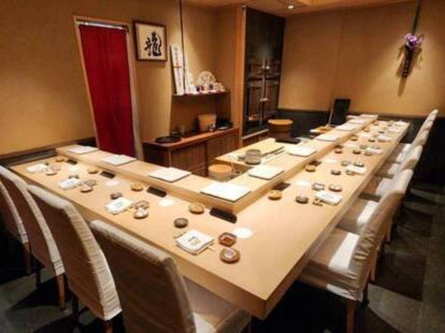 事業所 鮨　龍次郎