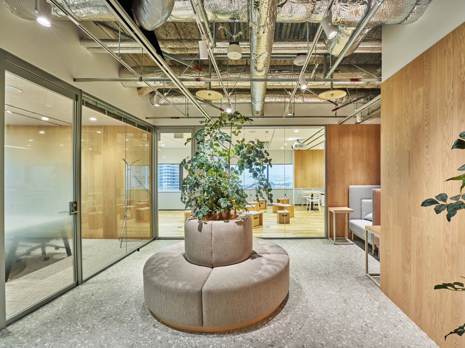 事業所 横浜ゲストプラザ