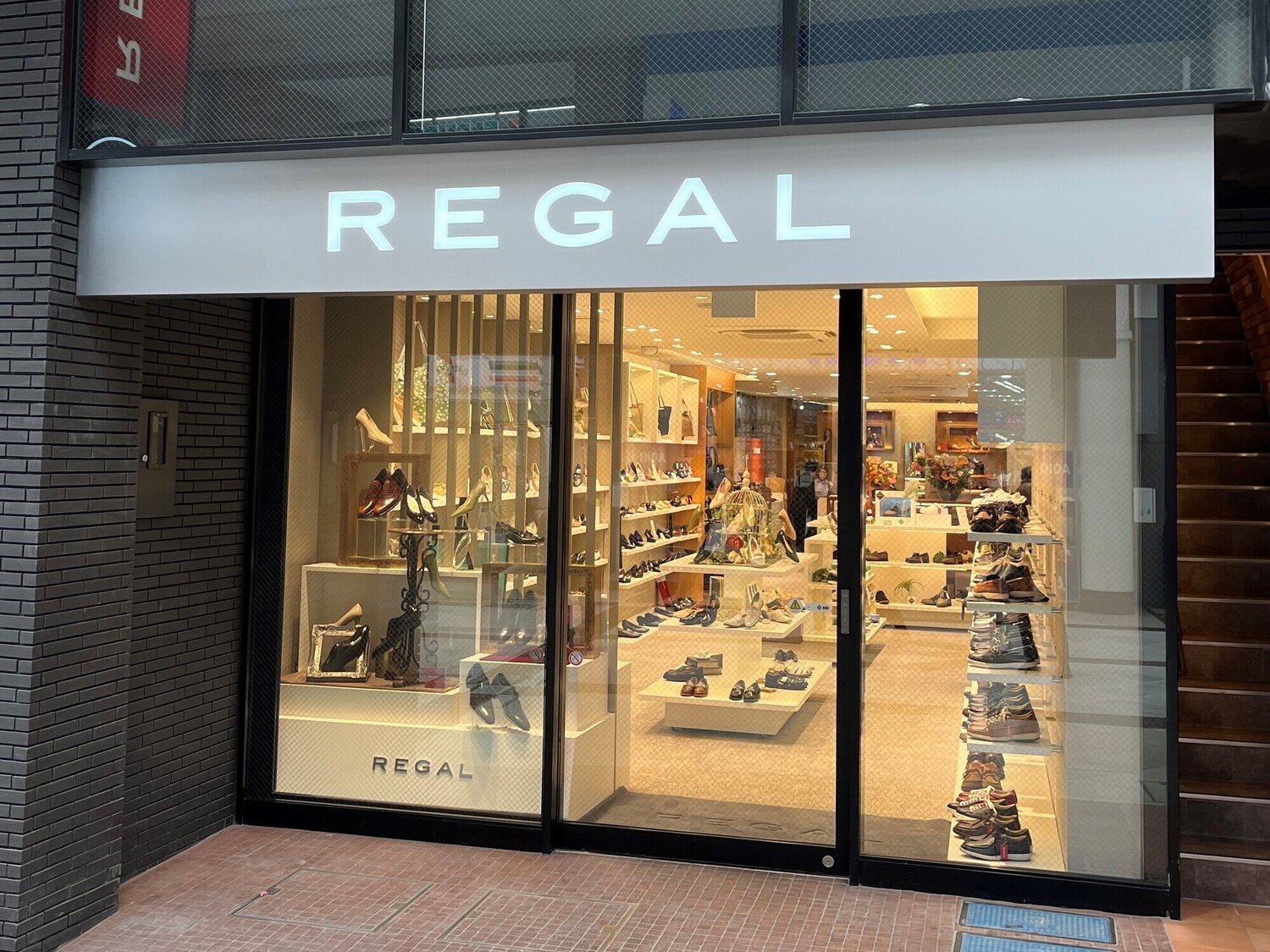 事業所 (店舗例)REGAL仙台