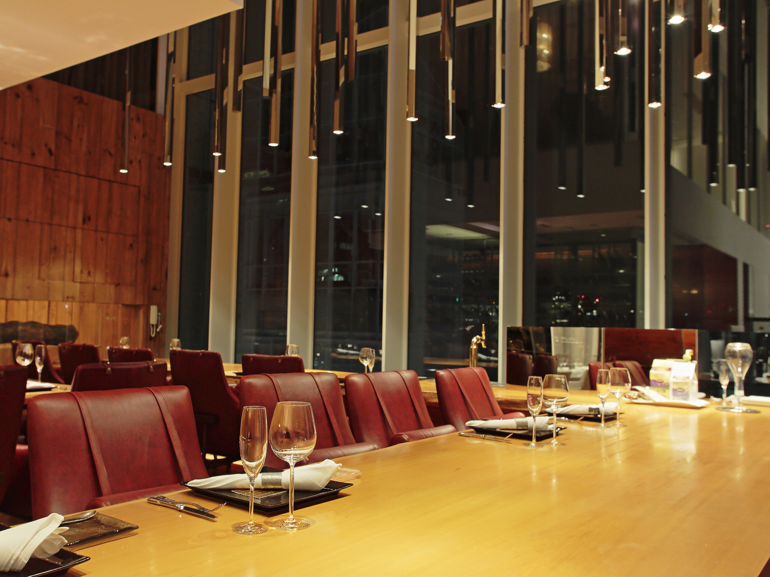 事業所 銀座シェ・トモ