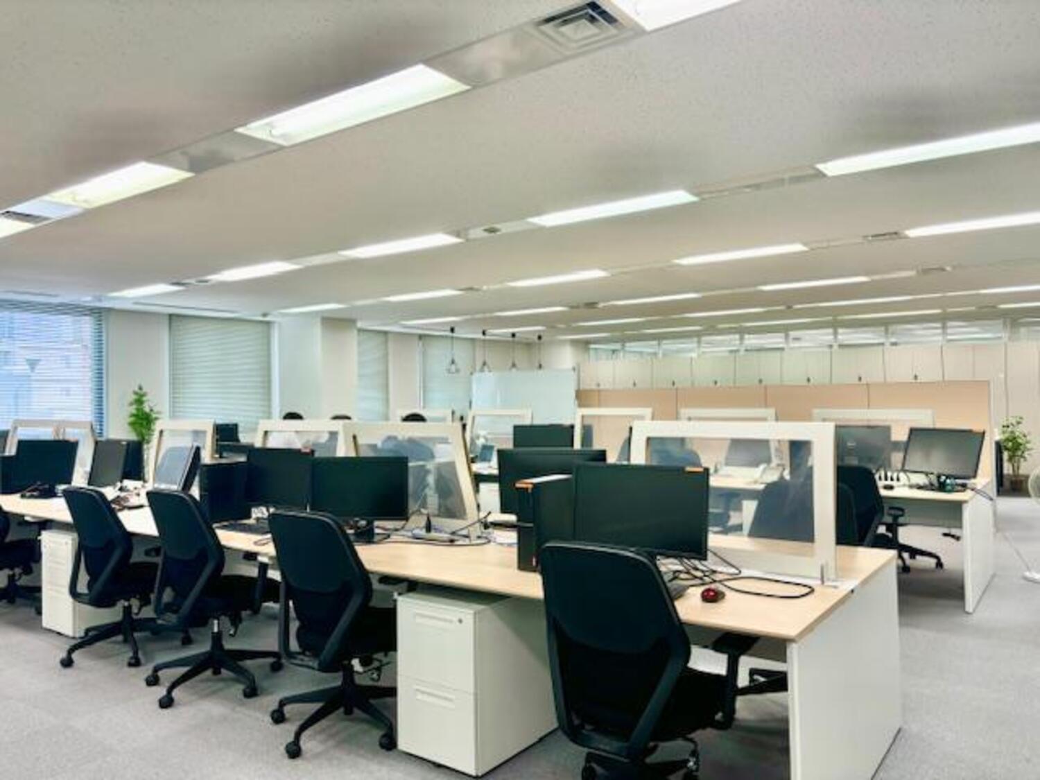 オフィス画像