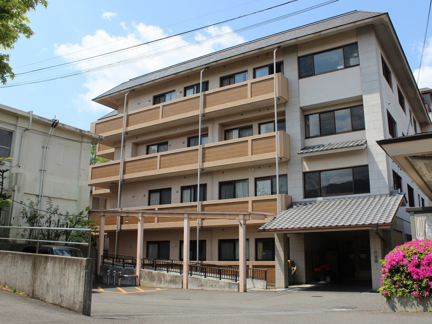 事業所 特別養護老人ホーム同和園