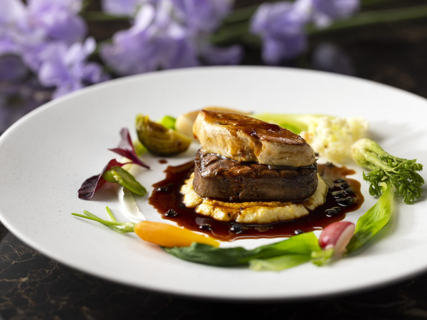 事業所 ザ ストリングス 表参道