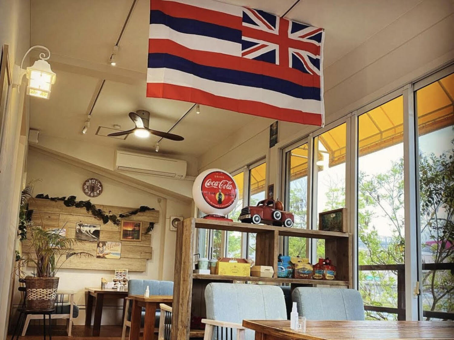 事業所 ALOHA CAFE Pineapple 三田店