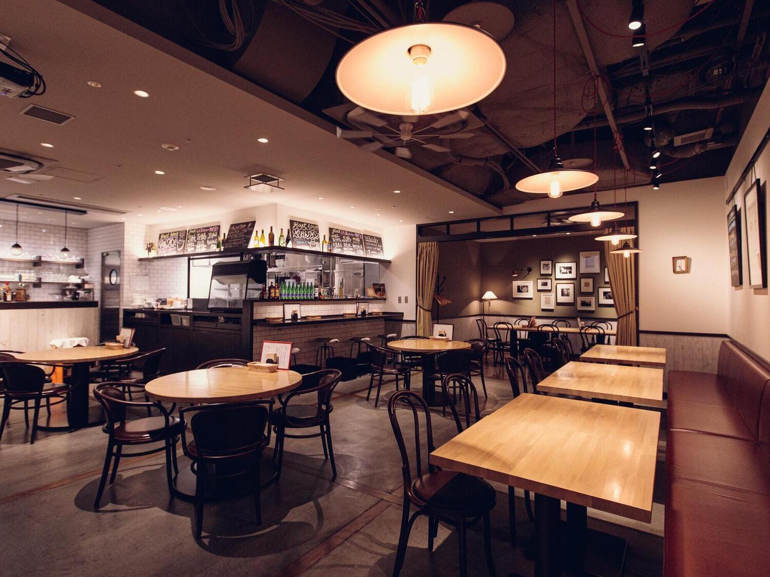 事業所 givet Beercafe&Bistro（ジヴェ　ビアカフェ&ビストロ）