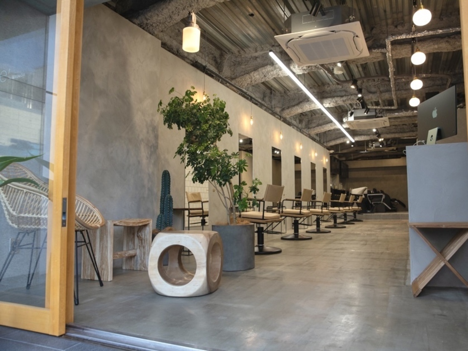 事業所 ne' by MAULOA  (エヌイーバイ　マウロア）