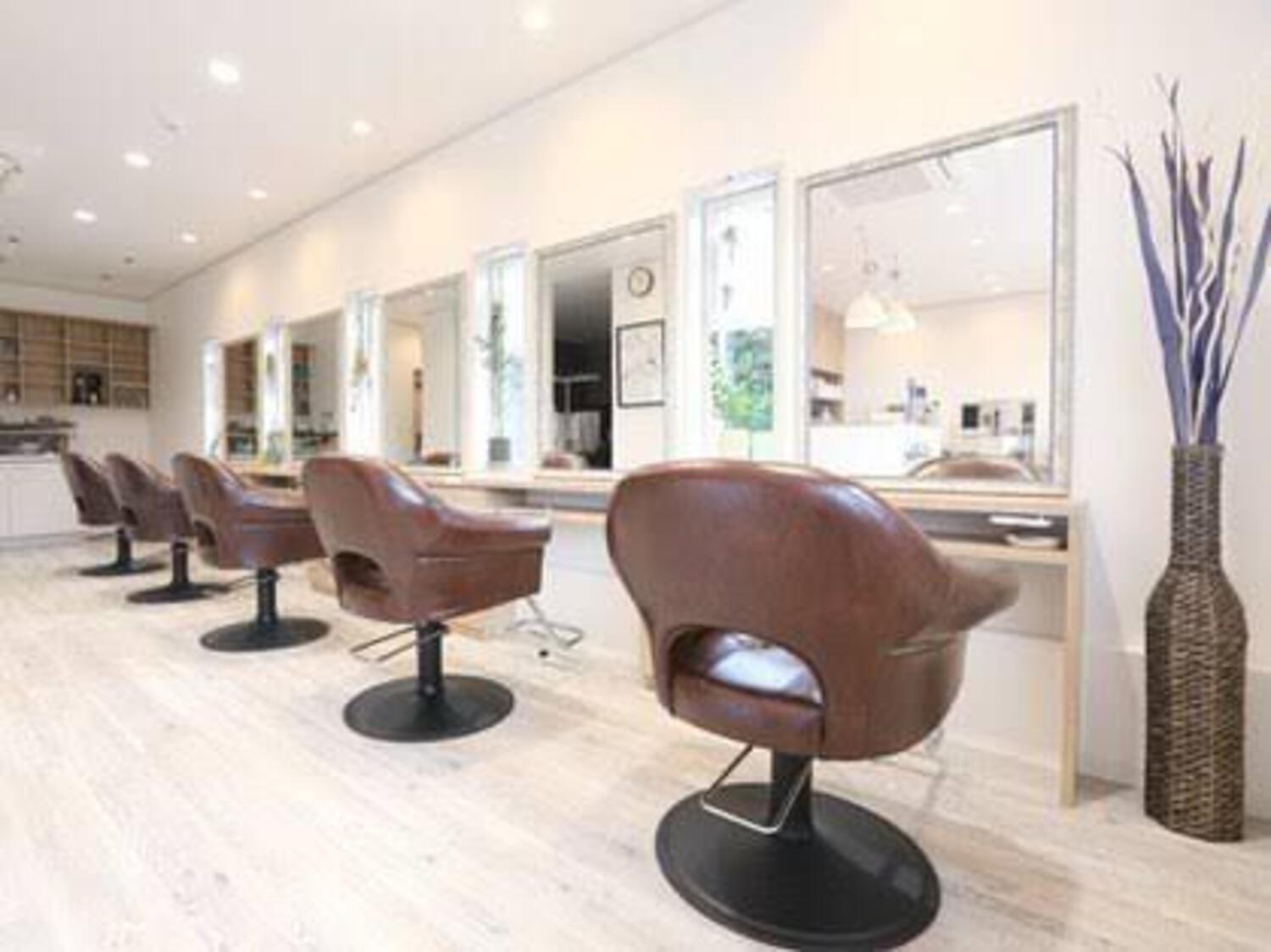 事業所 Luxury Salon Wish
