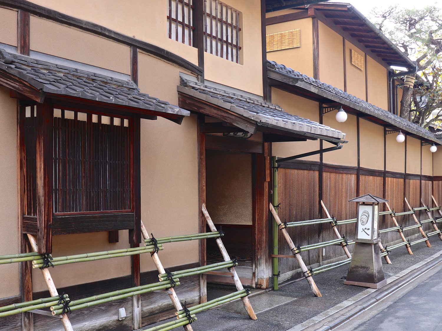 事業所 俵屋旅館